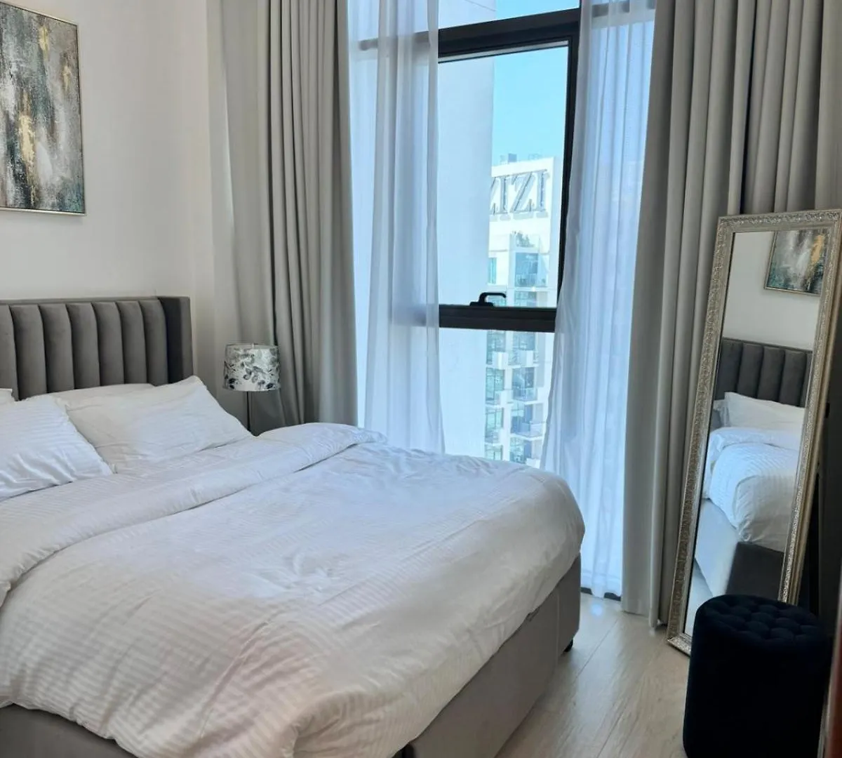 Burj Khalifa View Modern 1Bhk With Balcony Apartment Dubai