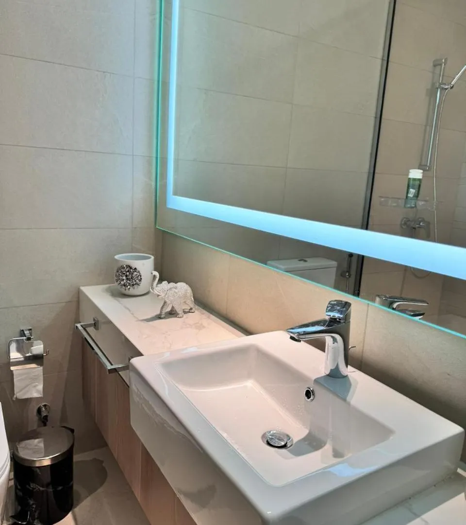 Burj Khalifa View Modern 1Bhk With Balcony Apartment Dubai