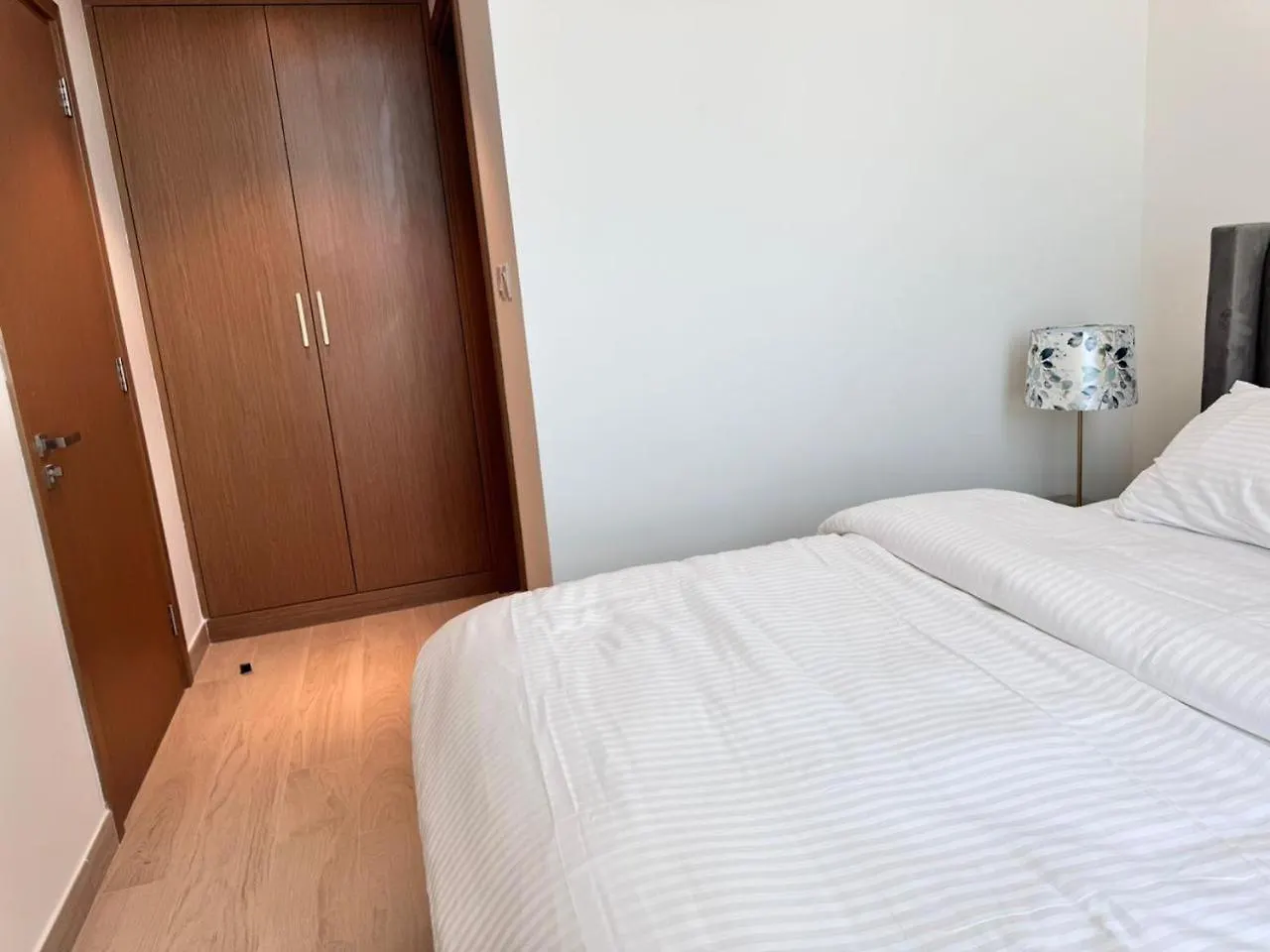 Burj Khalifa View Modern 1Bhk With Balcony Apartment Dubai