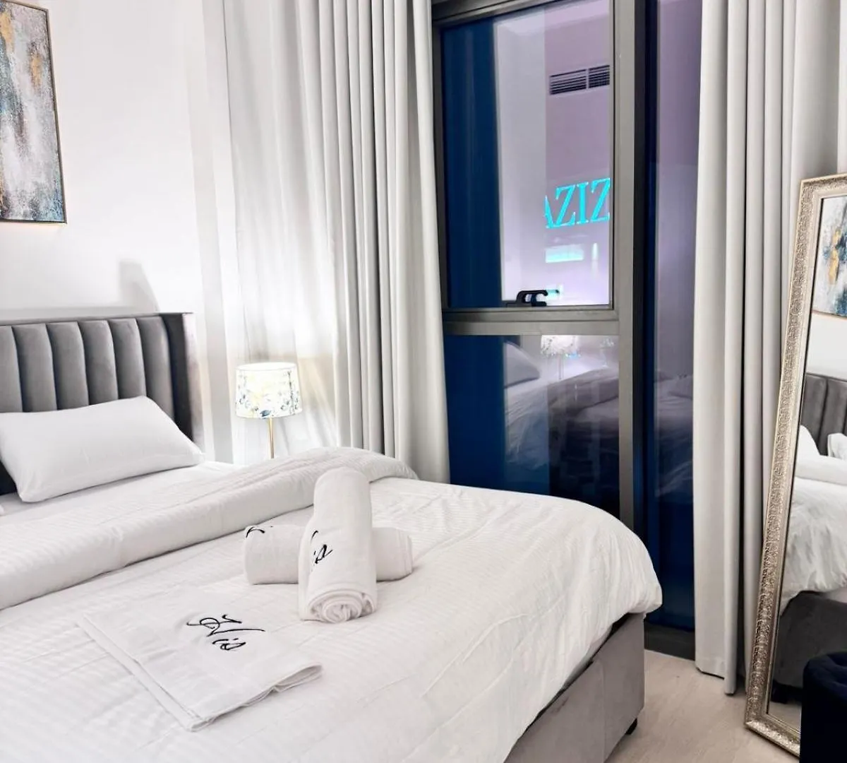 Burj Khalifa View Modern 1Bhk With Balcony Apartment Dubai